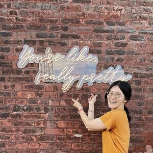 Meet your Posher, Ta yi